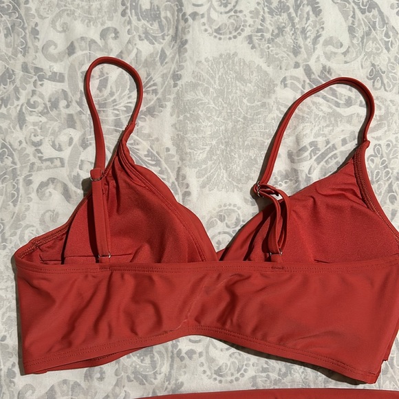 Cupshe Bikini - Picture 3 of 4